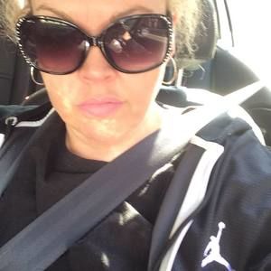 Meet your Posher, Carla